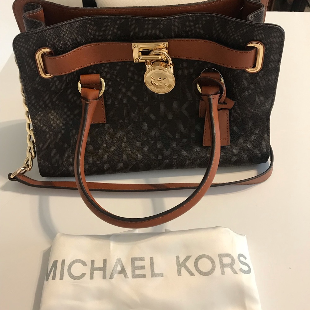 💯 authentic NWT Michael Kors Hamilton purse - Picture 1 of 6